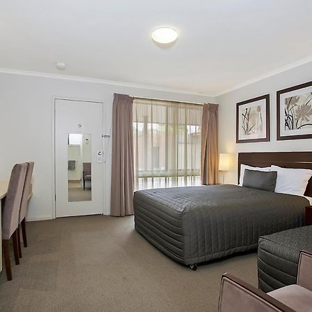 Elm Tree Motel 워남불 외부 사진