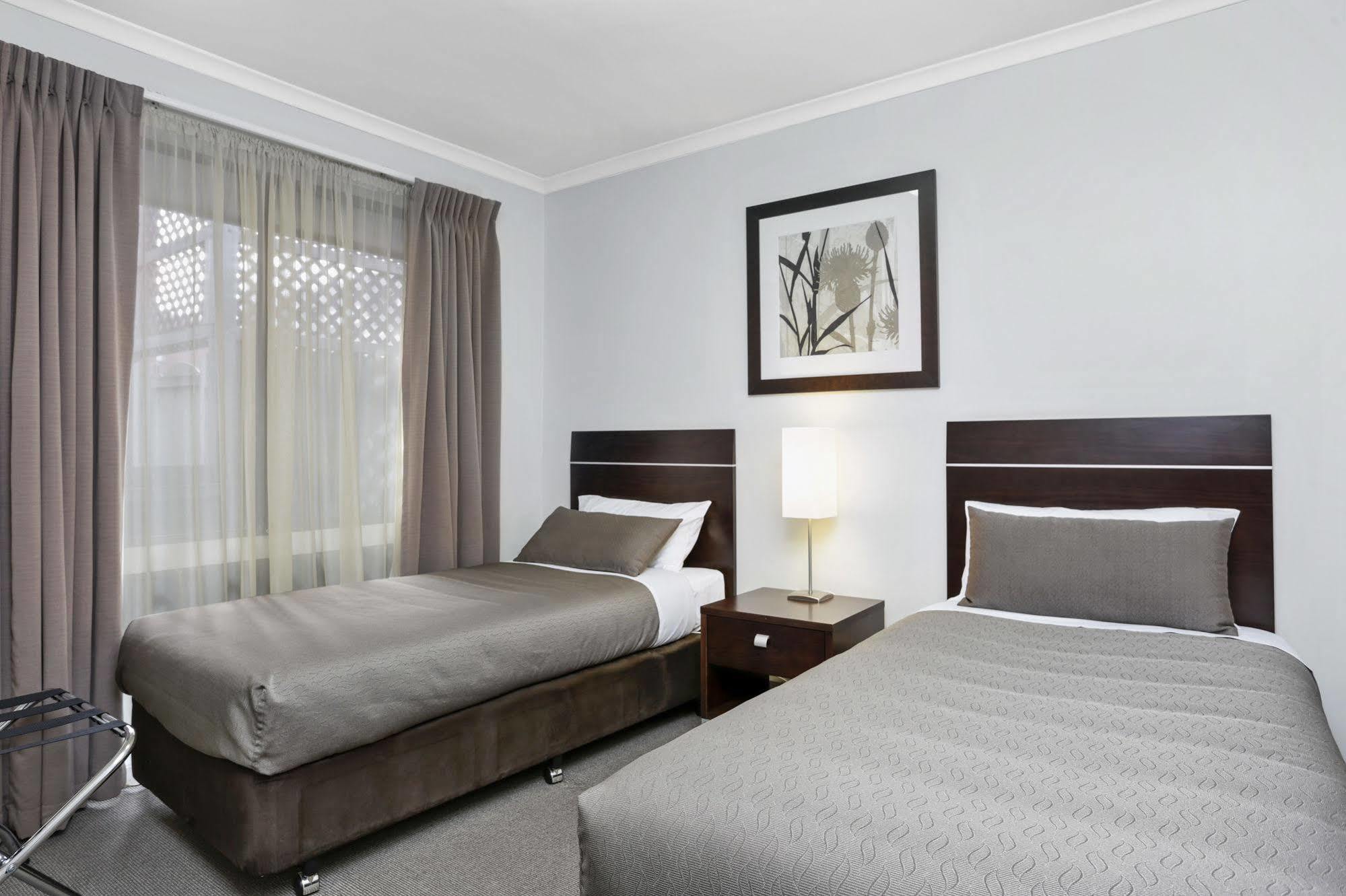 Elm Tree Motel 워남불 외부 사진