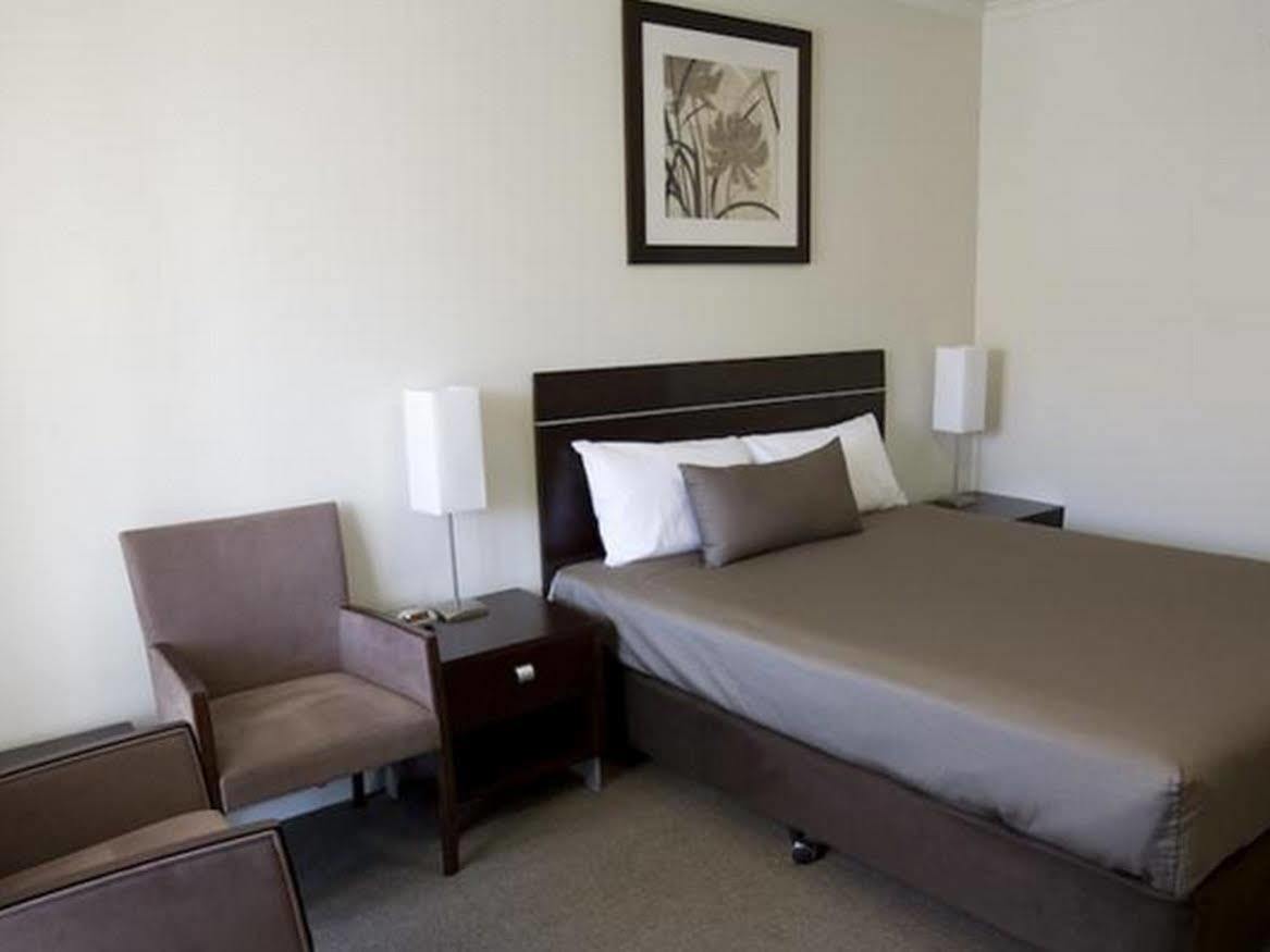 Elm Tree Motel 워남불 외부 사진