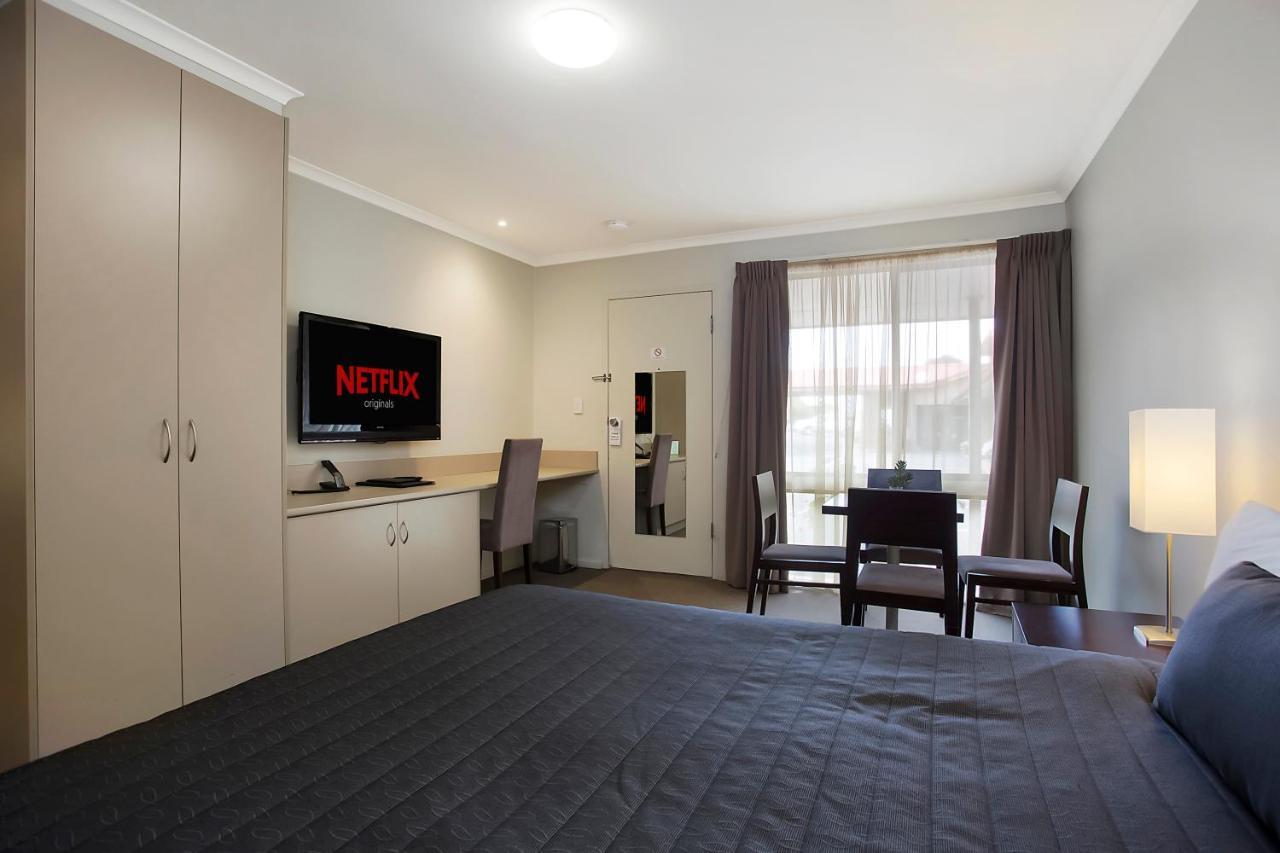 Elm Tree Motel 워남불 외부 사진