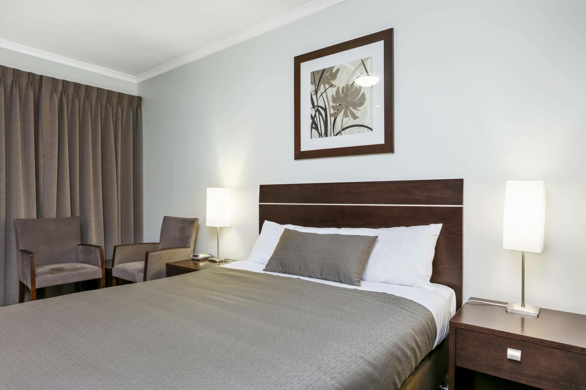 Elm Tree Motel 워남불 외부 사진